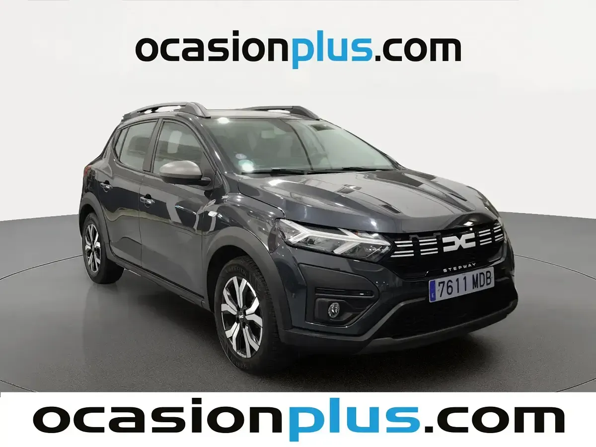 Usado Dacia Sandero Expression 91 CV (66 kW) 2022 Gris