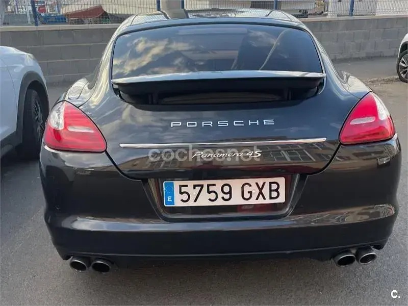 Usado Porsche Panamera Sport Turismo 440 CV (323 kW) 2017 Marrón Familiar