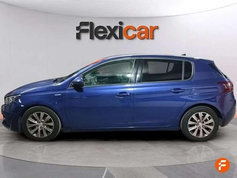 Usado Peugeot 308 Style 131 CV (96 kW) 2020 Azul Utilitario