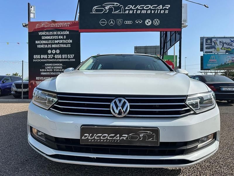 Blanco Usado 2018 VW Passat Edition Familiar | 14.999 € (Precio justo) - Imagen 1/4