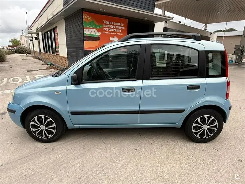 Usado Fiat Panda Dynamic 60 CV (44 kW) 2006 Azul Utilitario