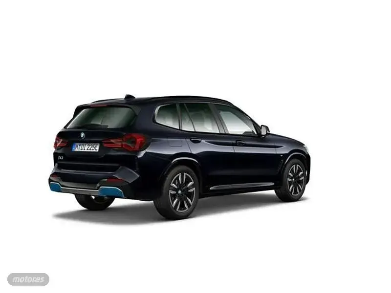 Usado BMW iX3 M Sport 210 kW (286 CV) 2023 Negro SUV