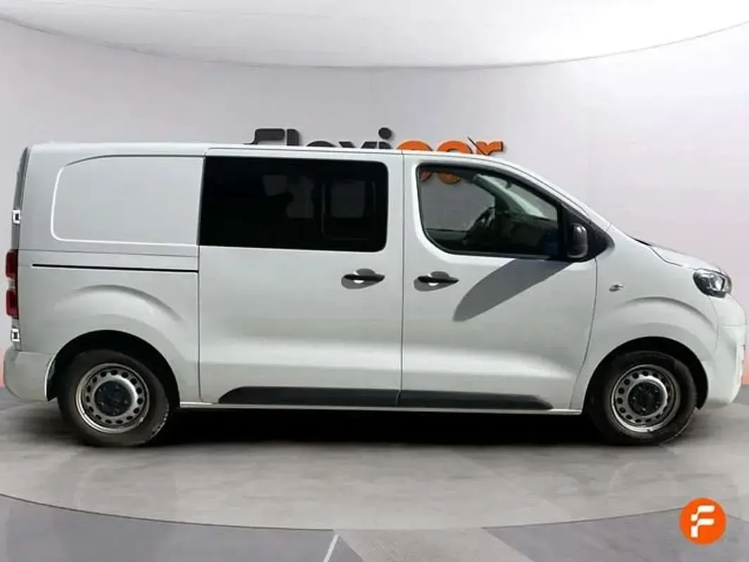 Usado Peugeot Expert S 120 CV (88 kW) 2021 Blanco Van