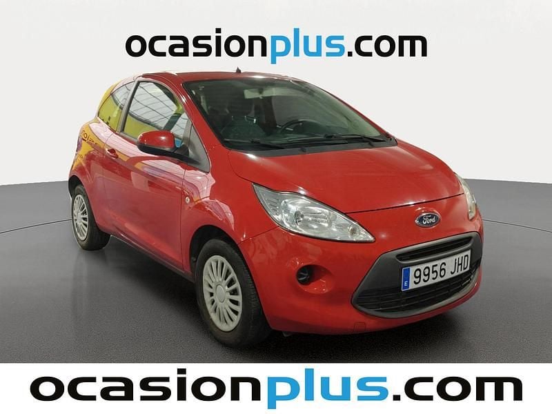 Usado Ford Ka Trend+ 69 CV (50 kW) 2015 Rojo Utilitario