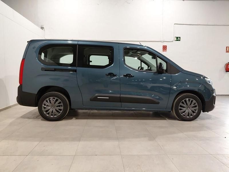 Usado Citroën Berlingo 130 CV (95 kW) 2025 Azul Monovolumen