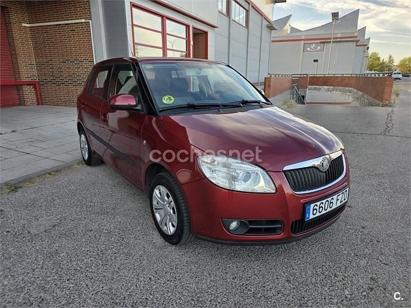 Granate Usado 2008 Skoda Fabia Style Berlina | 2900 € (Super precio) - Imagen 1/4
