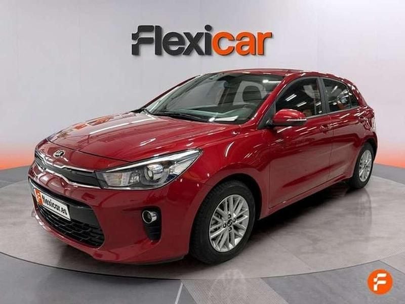 Usado Kia Rio 101 CV (74 kW) 2020 Burdeos Berlina