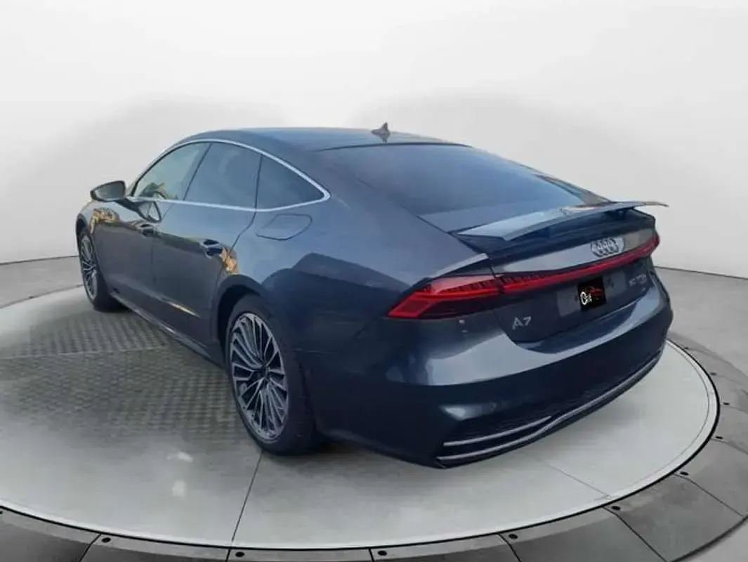 Usado Audi A7 S-Line 300 CV (220 kW) 2021 Negro Berlina