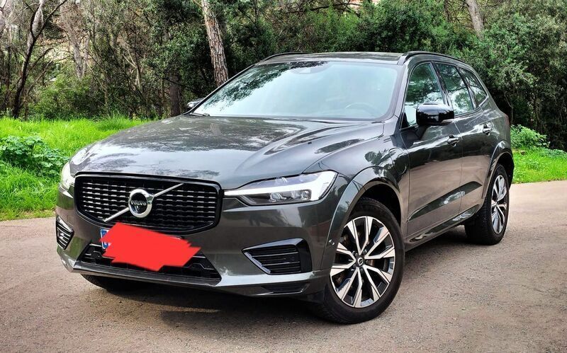 Usado Volvo XC60 R-Design 395 CV (290 kW) 2021 Oscuro SUV