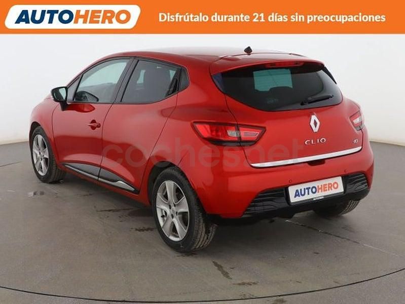 Usado Renault Clio IV LIMITED 90 CV (66 kW) 2016 Rojo Utilitario