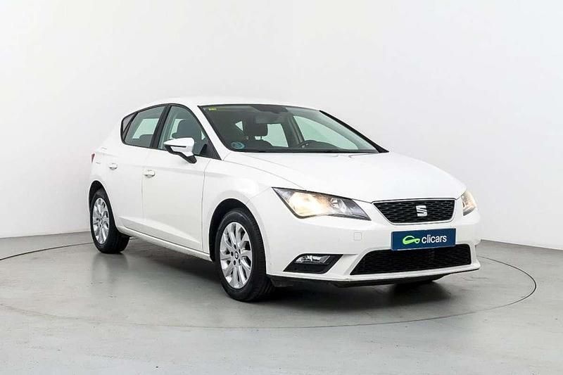 Usado Seat Leon Style 125 CV (91 kW) 2016 Blanco Utilitario