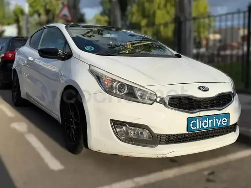 Usado Kia ProCeed 100 CV (73 kW) 2013 Blanco Utilitario