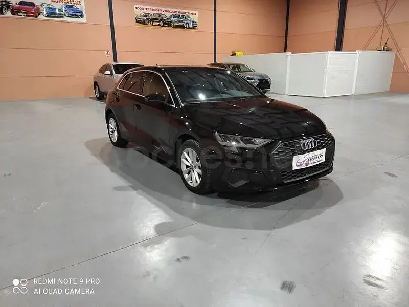 Usado Audi A3 150 CV (110 kW) 2022 Negro Berlina