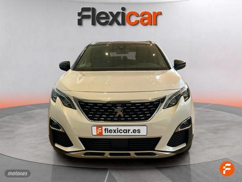 Usado Peugeot 5008 GT-line 130 CV (95 kW) 2019 Blanco Monovolumen