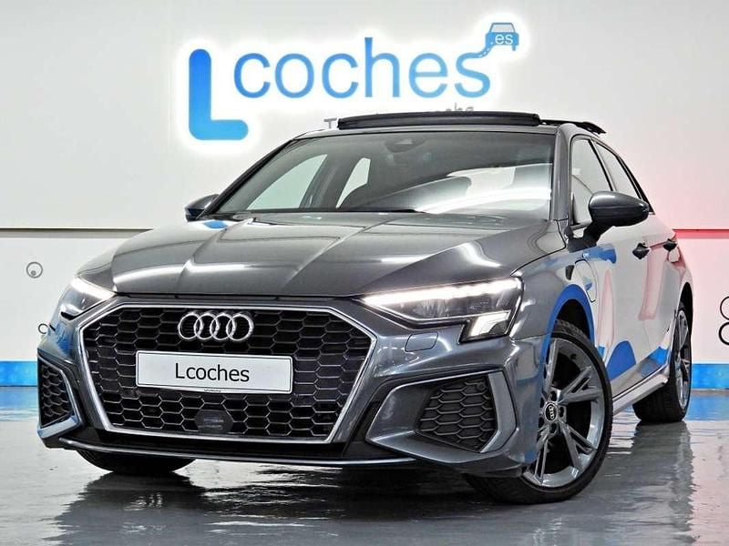 Usado Audi A3 Sportback e-tron S-Line 204 CV (150 kW) 2022 Gris Utilitario