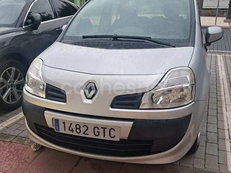 Gris / plata Usado 2010 Renault Grand Modus Authentique Monovolumen | 5990 € (Precio justo) - Imagen 1/4