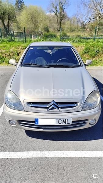 Usado Citroën Xsara Exclusive 90 CV (66 kW) 2003 Beige Berlina