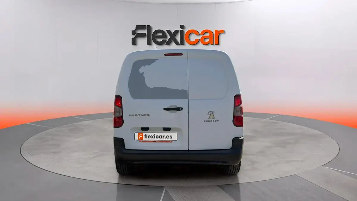 Usado Peugeot Partner S 102 CV (75 kW) 2021 Blanco Monovolumen