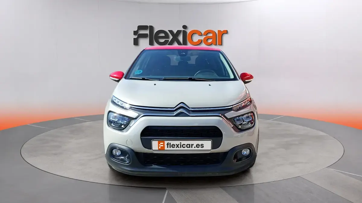 Usado Citroën C3 PureTech 110 CV (80 kW) 2023 Beige Utilitario