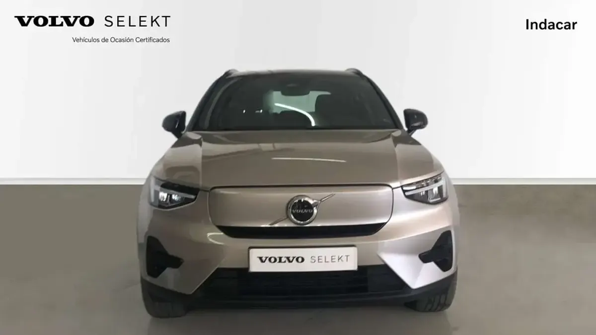 Usado Volvo XC40 Core 169 kW (230 CV) 2022 Beige SUV