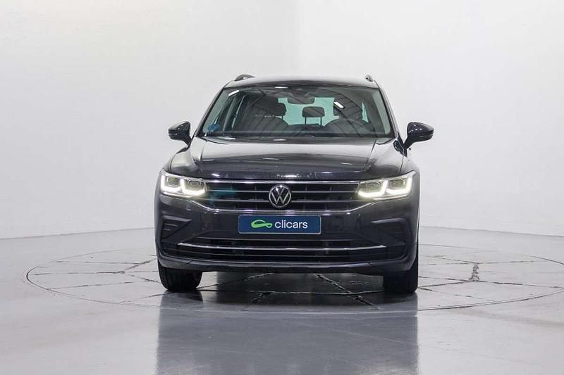 Usado VW Tiguan Life 245 CV (180 kW) 2022 Gris SUV