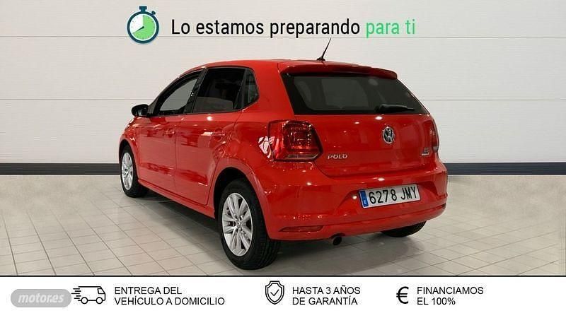 Usado VW Polo 90 CV (66 kW) 2016 Rojo Utilitario