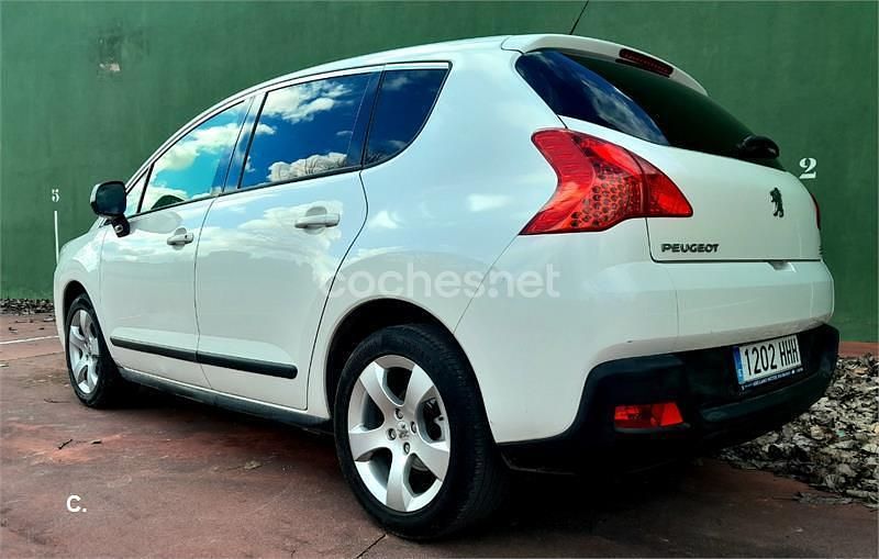 Occasion Peugeot 3008 Premium 120 ch (88 kW) 2011 Blanc Berline