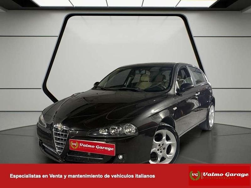 Usado Alfa Romeo 147 Distinctive 120 CV (88 kW) 2008 Negro Utilitario