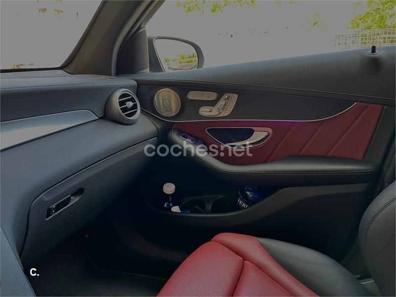 Usado Mercedes GLC300e 306 CV (225 kW) 2023 Gris / plata Coupe