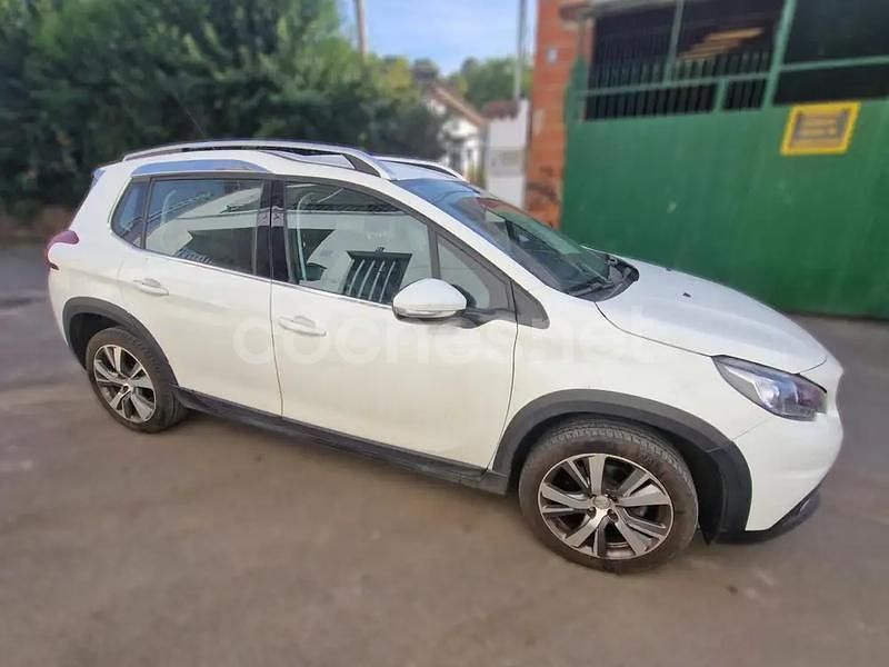 Usado Peugeot 2008 GT-line 110 CV (80 kW) 2017 Blanco SUV