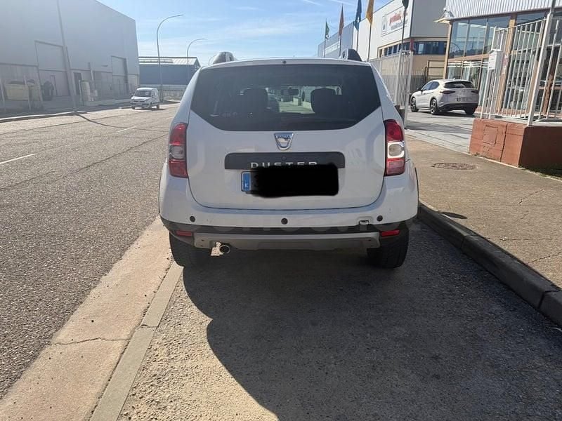 Usado Dacia Duster 109 CV (80 kW) 2016 Blanco SUV