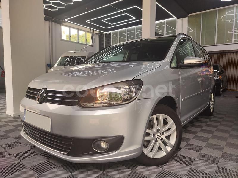 Gris / plata Usado 2011 VW Touran Edition Monovolumen | 8990 € (Precio justo) - Imagen 1/4