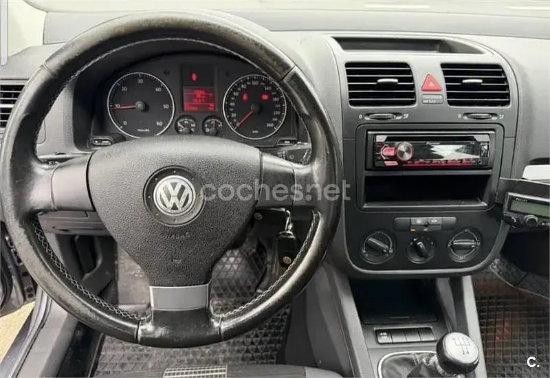 Usado VW Golf VI GT 140 CV (102 kW) 2009 Gris / plata Utilitario