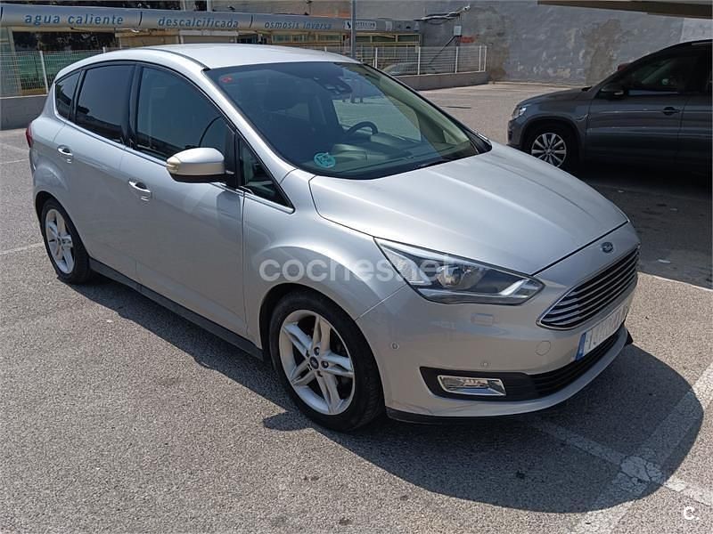 Gris / plata Usado 2018 Ford Focus Titanium Familiar | 12.560 € (Precio justo) - Imagen 1/4