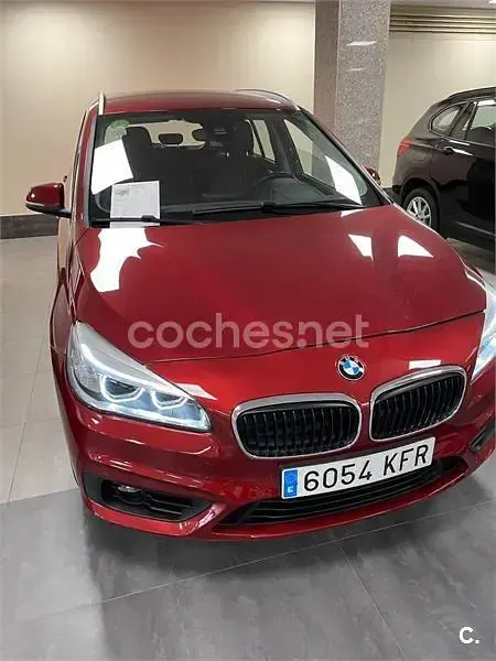 Usado BMW 216 116 CV (85 kW) 2017 Granate Familiar