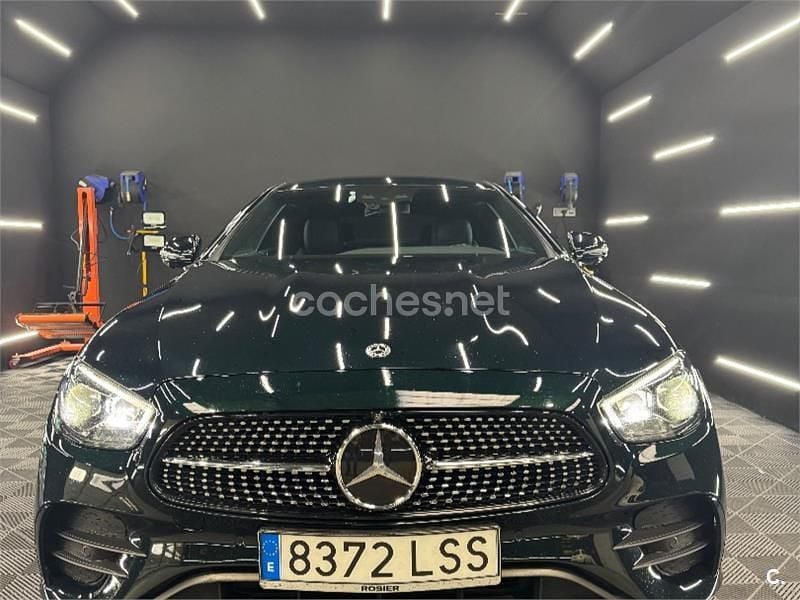 Usado Mercedes E400 330 CV (242 kW) 2021 Negro Coupe