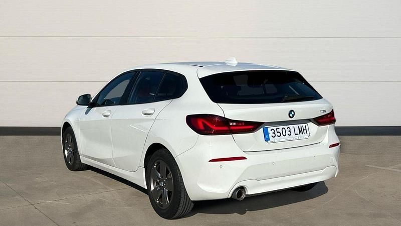 Usado BMW 118 136 CV (100 kW) 2021 Blanco Utilitario
