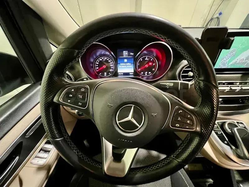 Usado Mercedes V250 Marco Polo 204 CV (150 kW) 2018 Gris / plata Monovolumen