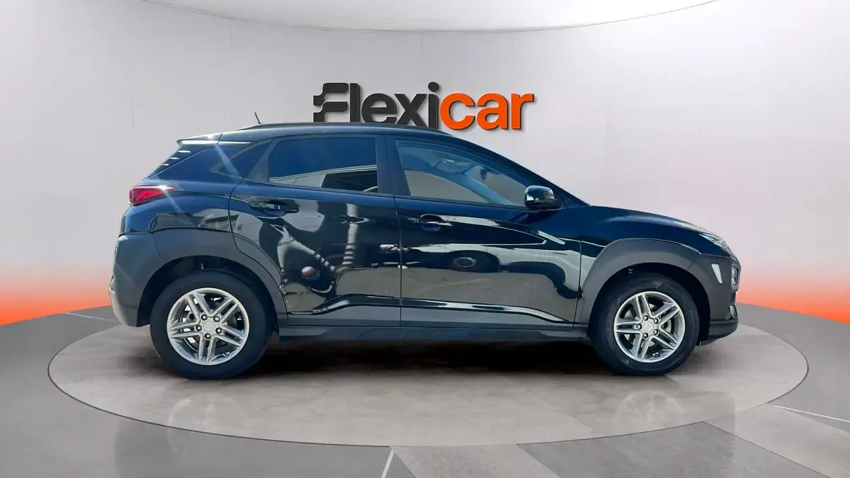 Usado Hyundai Kona 120 CV (88 kW) 2017 Negro SUV