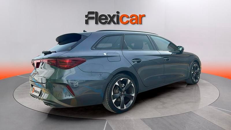 Usado Cupra Leon 150 CV (110 kW) 2025 Gris Familiar