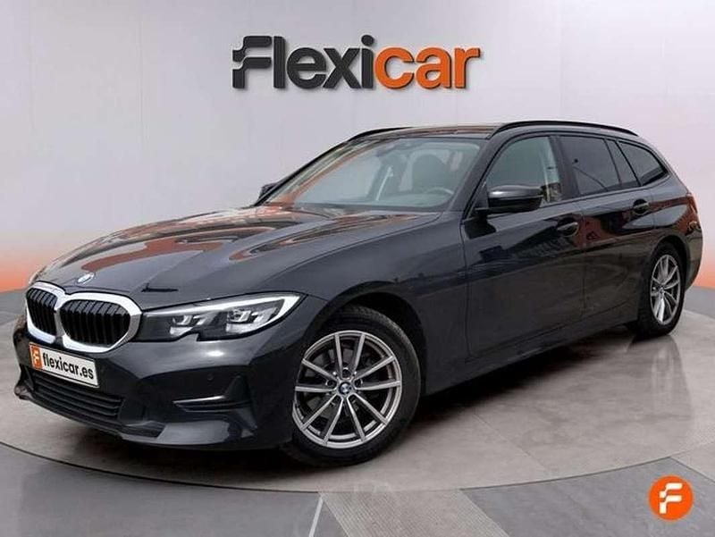 Usado BMW 318 150 CV (110 kW) 2022 Negro Familiar