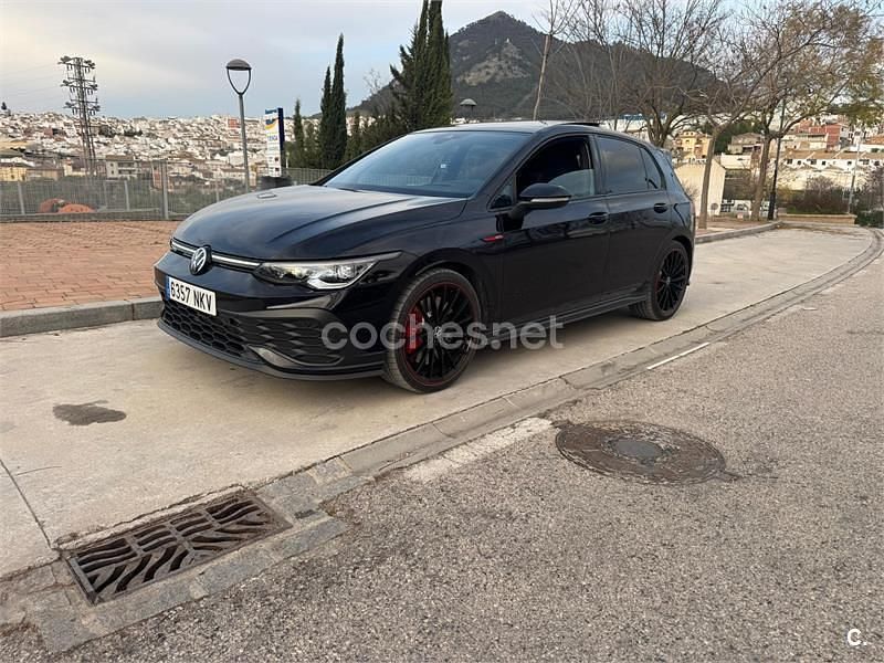 Usado VW Golf VIII GTI Clubsport 301 CV (221 kW) 2023 Negro Berlina