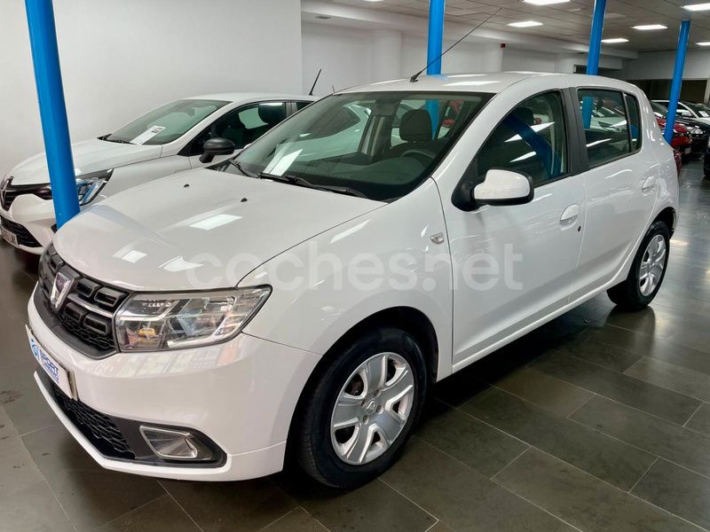 Blanco Usado 2017 Dacia Sandero Lauréate Utilitario | 8990 € (Precio justo) - Imagen 1/4