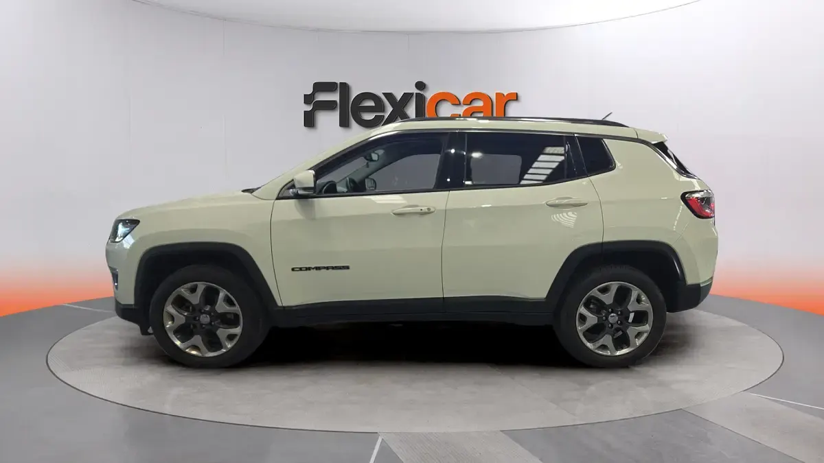 Usado Jeep Compass Limited 170 CV (125 kW) 2019 Blanco SUV