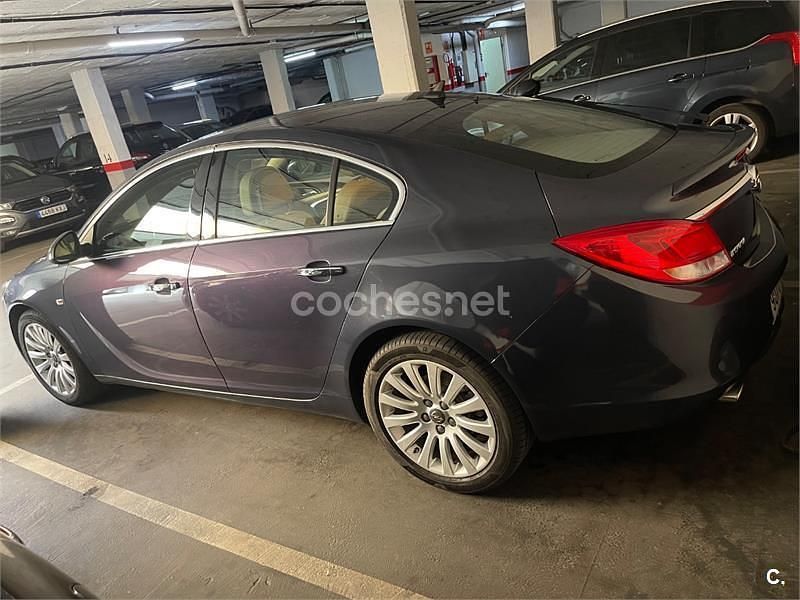 Usado Opel Insignia Cosmo 140 CV (102 kW) 2010 Azul Berlina
