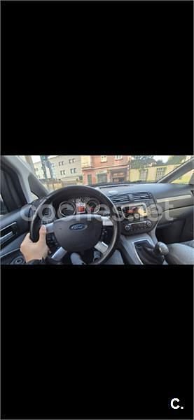 Usado Ford C-MAX Trend 109 CV (80 kW) 2010 Azul Monovolumen