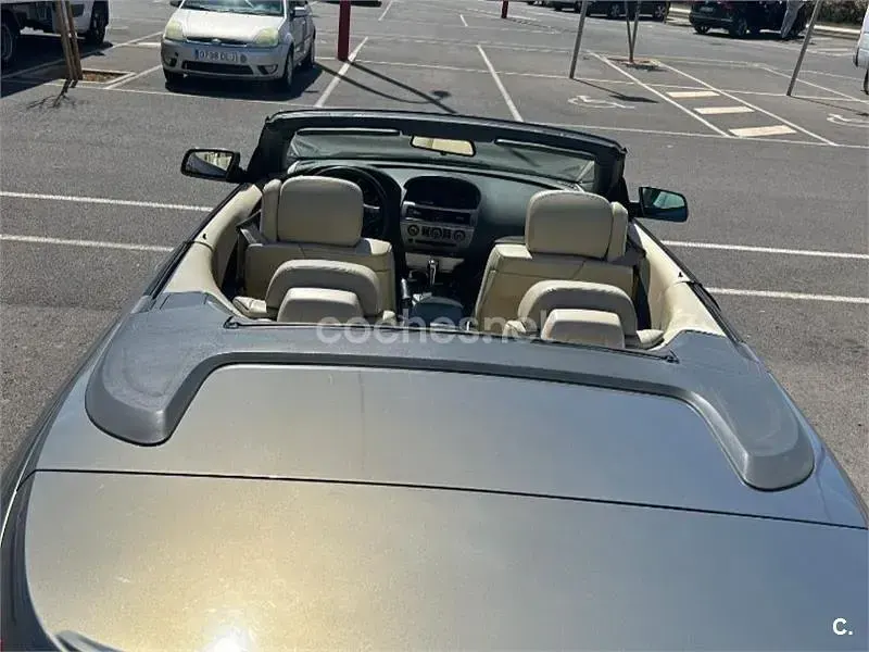 Usado BMW 630 Cabriolet 258 CV (189 kW) 2005 Gris / plata Descapotable