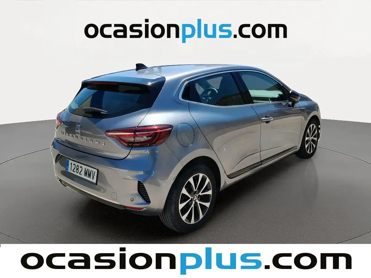 Usado Mitsubishi Colt 90 CV (66 kW) 2024 Gris Utilitario