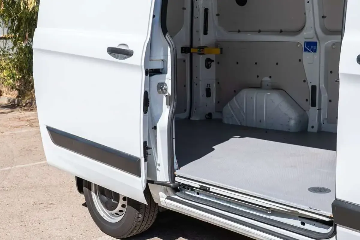 Usado Ford Transit Custom Ambiente 105 CV (77 kW) 2021 Blanco Van