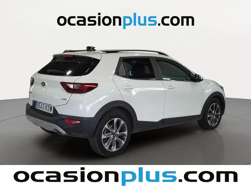 Usado Kia Stonic 100 CV (73 kW) 2019 Blanco SUV